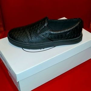 Steve Madden Effiee Black Snakeskin Sneakers Size 6.5